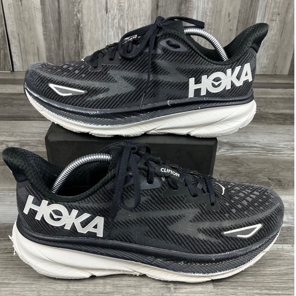 Hoka Clifton 9 Mens Running Shoes Black White 1127895 Size 11 D